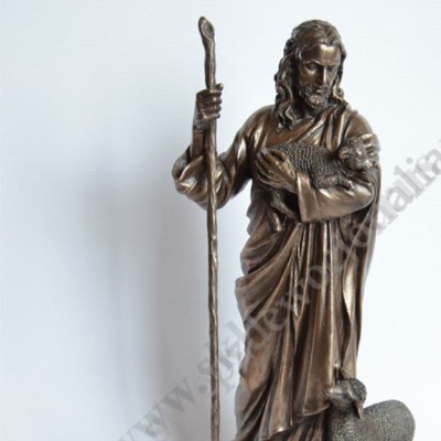 JEZUS DOBRY PASTERZ - wys. 28 cm - 10104