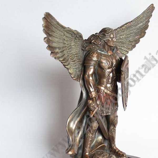 ŚWIETY MICHAŁ ARCHANIOŁ - KROPIELNICA - wys. 21.3 cm - 82773