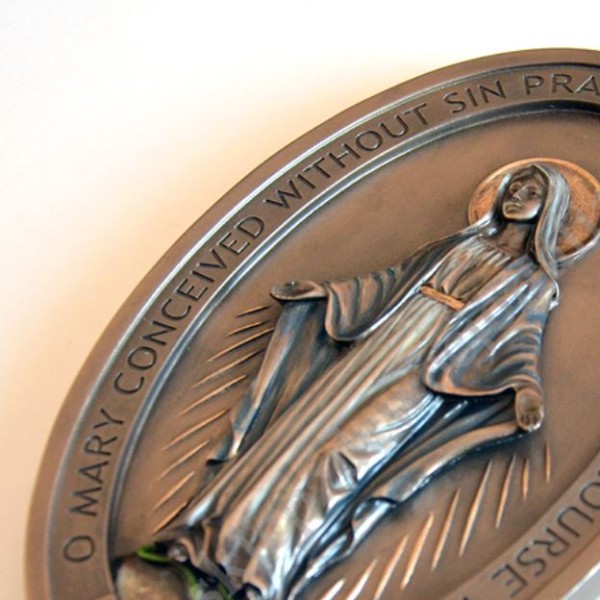 CUDOWNY MEDALIK - wys. 20 cm - 87163