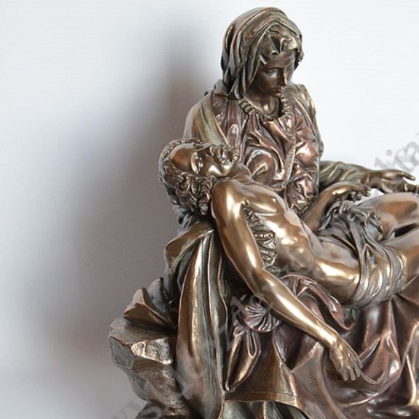 PIETA - figura wys. 25.7 cm - 11197