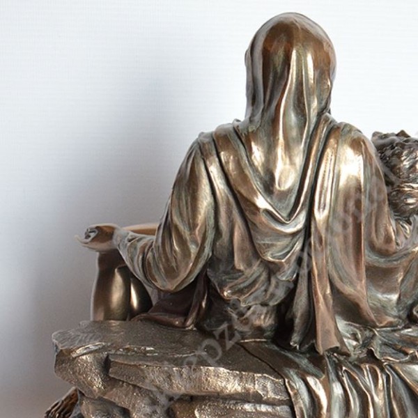 PIETA - figura wys. 25.7 cm - 11197