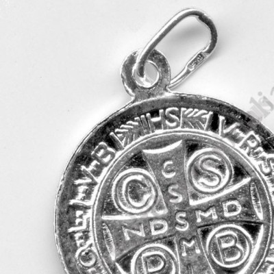 MEDALIK ŚW.BENEDYKTA - wys.1.7 cm