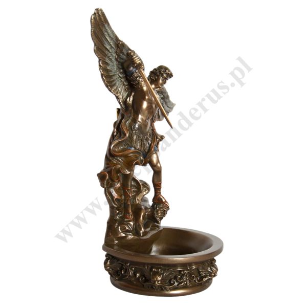 ŚWIĘTY MICHAŁ ARCHANIOŁ - kropielnica wys. 20.5 cm - 68676