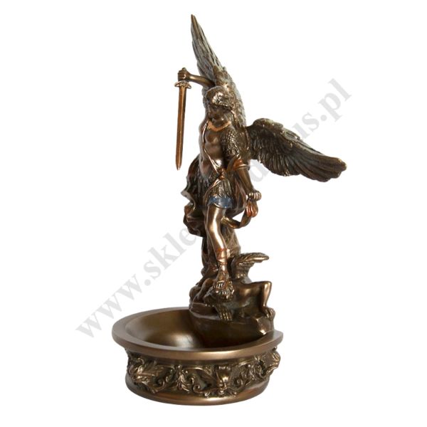 ŚWIĘTY MICHAŁ ARCHANIOŁ - kropielnica wys. 20.5 cm - 68676