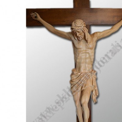 KRZYŻ Z DREWNIANYM KORPUSEM CHRYSTUSA - wysokość 235 cm