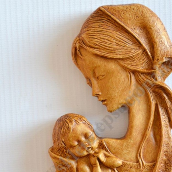 MATKA BOŻA Z DZIECIĄTKIEM - płaskorzeźba - wys. 13.4 cm - 6018