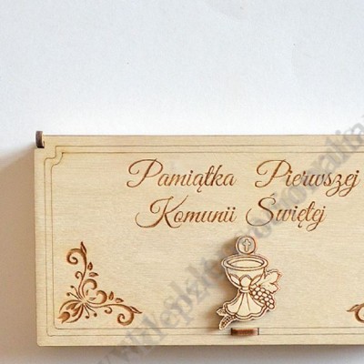 PUDEŁKO UPOMINKOWE NA I KOMUNIĘ ŚWIĘTĄ - 11185