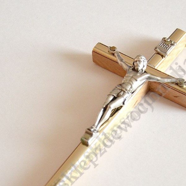 KRZYŻ DREWNIANY Z NAKŁADKĄ METALOWĄ - wys.13 cm - 1732A