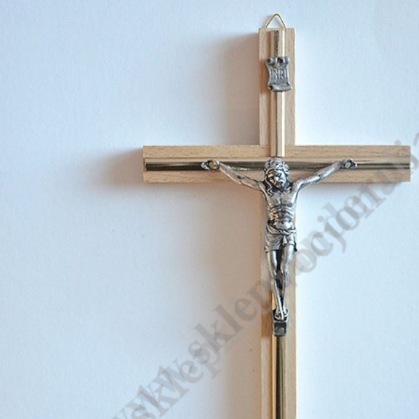 KRZYŻ DREWNIANY Z WSTAWKĄ METALOWĄ - wys.27 cm
