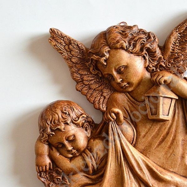 ANIOŁ STRÓŻ Z LATARENKĄ - płaskorzeźba wys. 21 cm - 5987