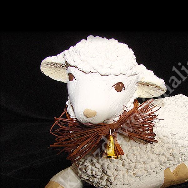 BARANEK WIELKANOCNY LEŻĄCY - wys.12 cm - BL05