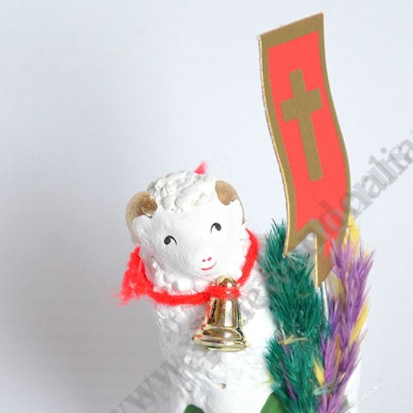 BARANEK WIELKANOCNY - wys. 8 cm (z chorągiewką) - 1009