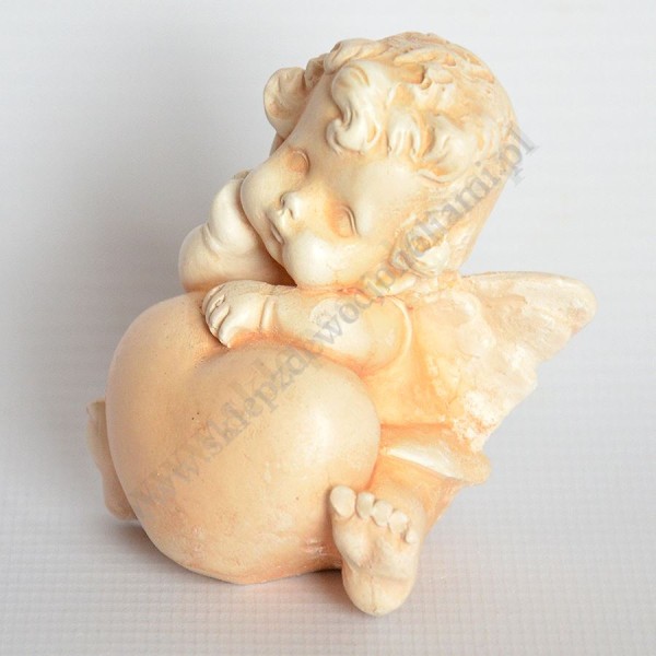 ANIOŁEK Z SERCEM - wys.6 cm - 0620